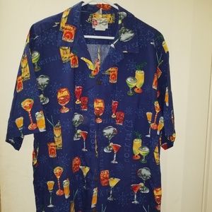 Hilo Hattie Hawaiian Button Down Size 2XL